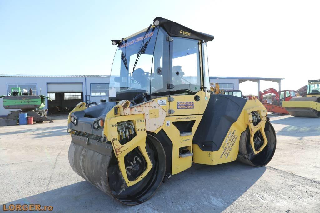 Bomag BW 154 AD-5 مداحل ثنائية الاسطوانة