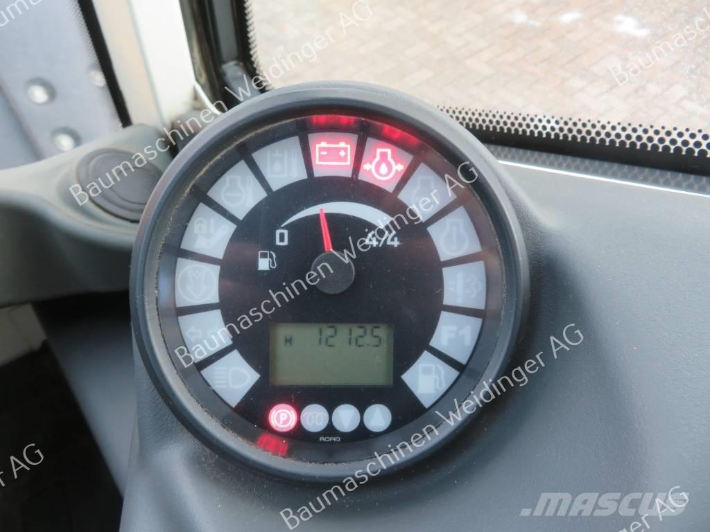 Liebherr 506 لوادر بعجل