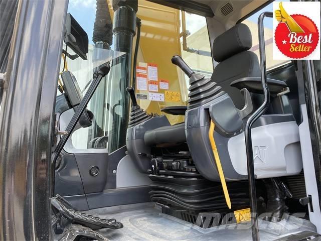 CAT 320 D حفارات زحافة
