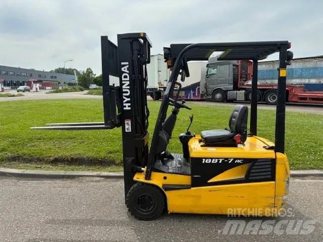 Hyundai 18BT-7 شاحنات ذات رافعات شوكية تعمل بالكهرباء