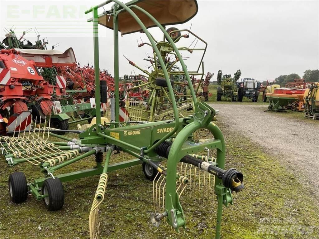Krone swadro s460 مكابس وميبسات التبن