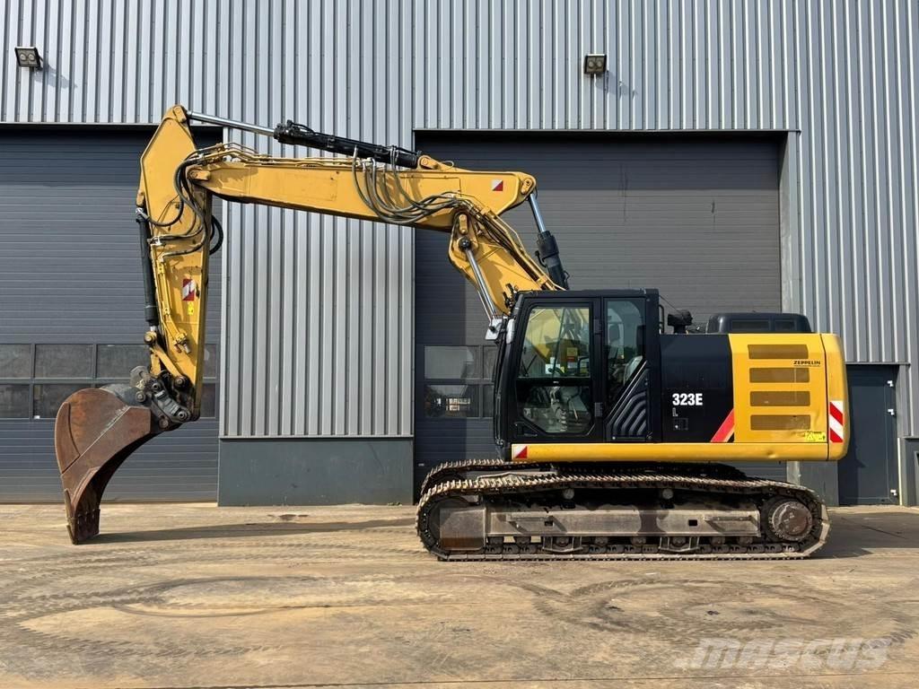 CAT 323EL حفارات زحافة