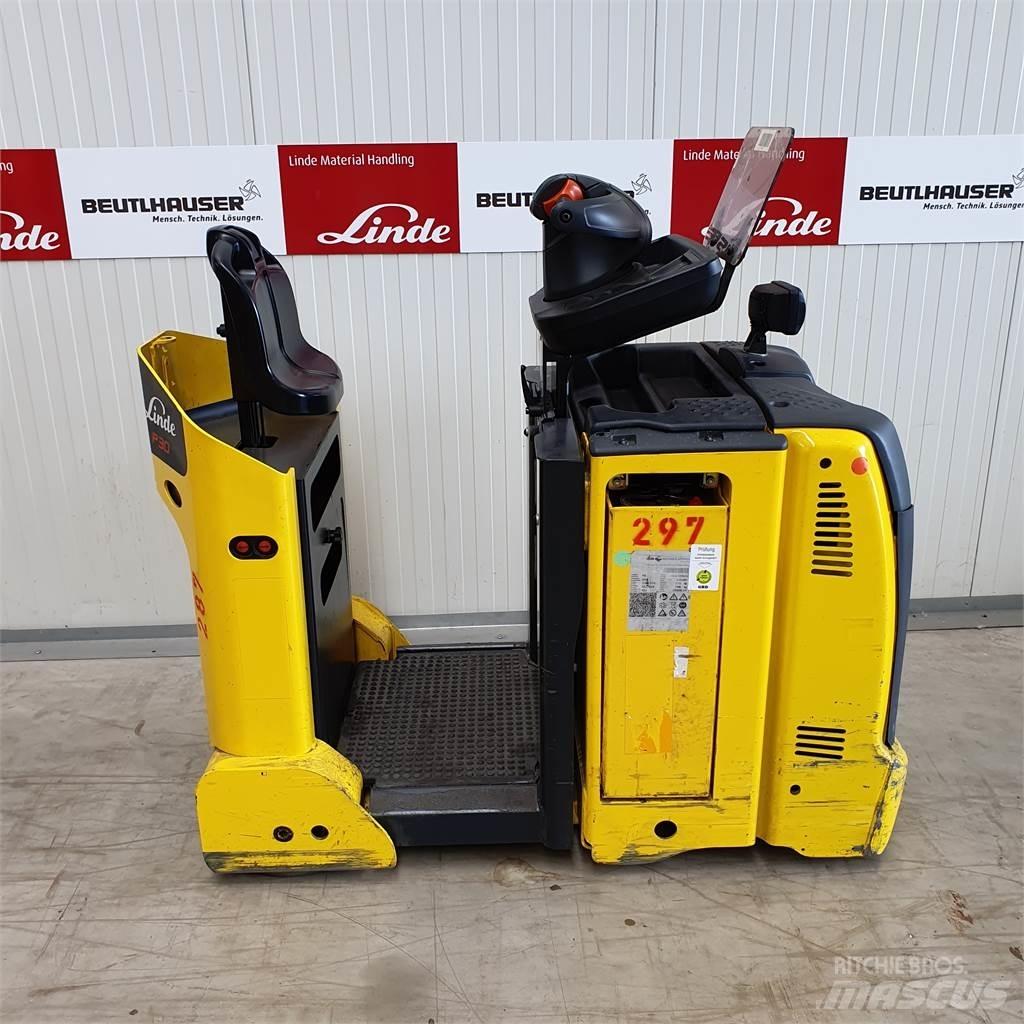 Linde P30C شاحنة قاطرة