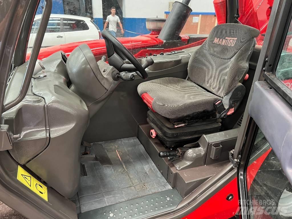 Manitou MLT 935H مناولات متداخلة