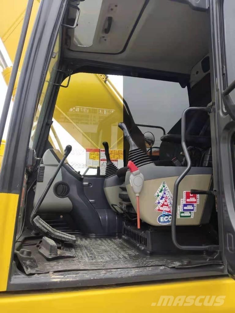 Komatsu PC 200 حفارات زحافة