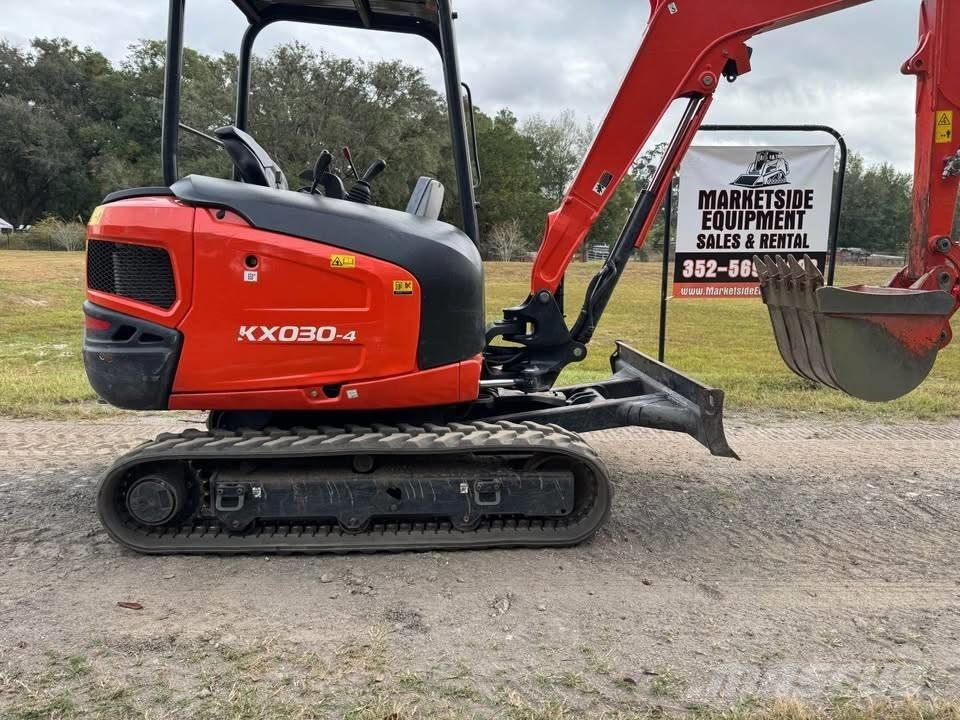 Kubota KX 030-4 حفارات صغيرة أقل من 7 طن (حفارات صغيرة)