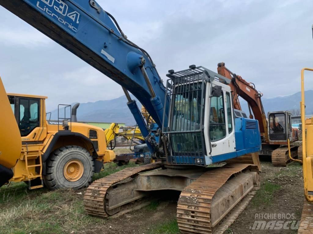 Liebherr R934BHD حفارات زحافة