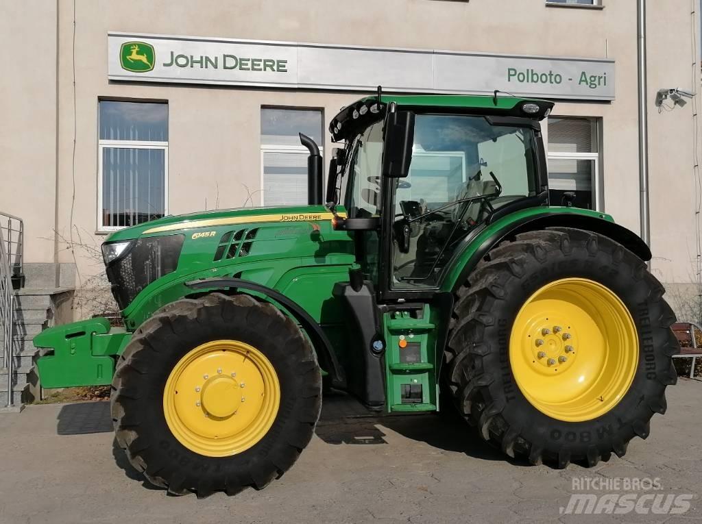 John Deere 6145 R الجرارات