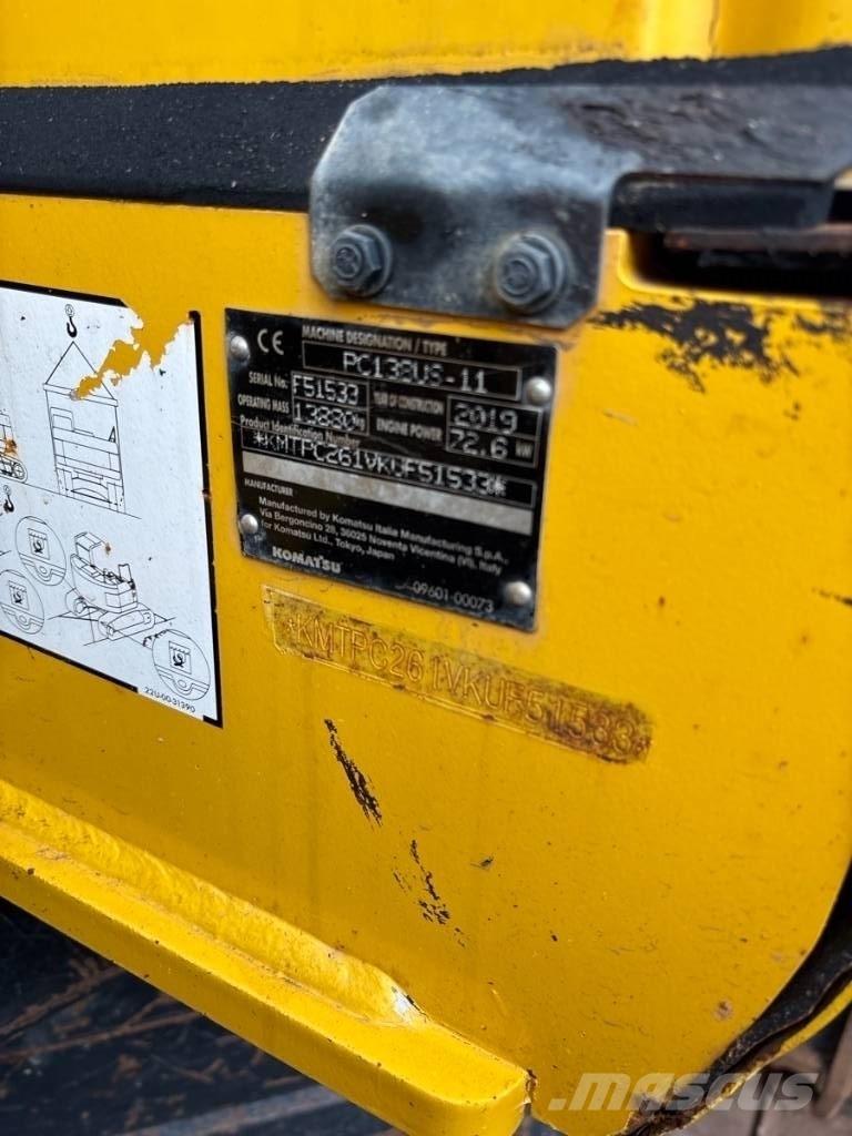 Komatsu PC 138 US-11 حفارات زحافة