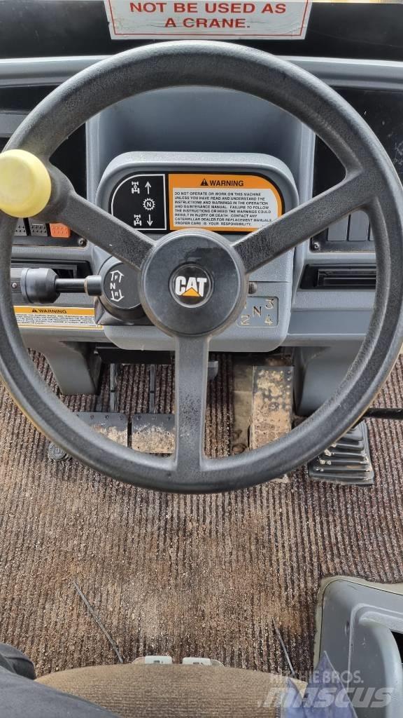 CAT 428 C Turbo لوادر ذات جرافات عكسية