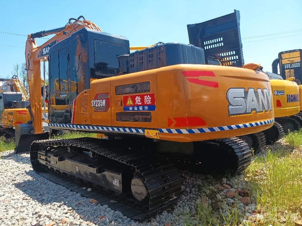 Sany SY 235 H مناولات المخلفات / مناولات صناعية