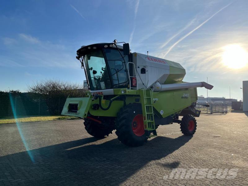 CLAAS AVERO 240 حصادات