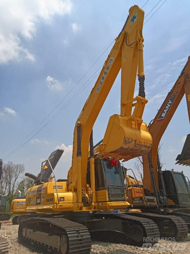 Komatsu PC 240 LC-8 حفارات زحافة