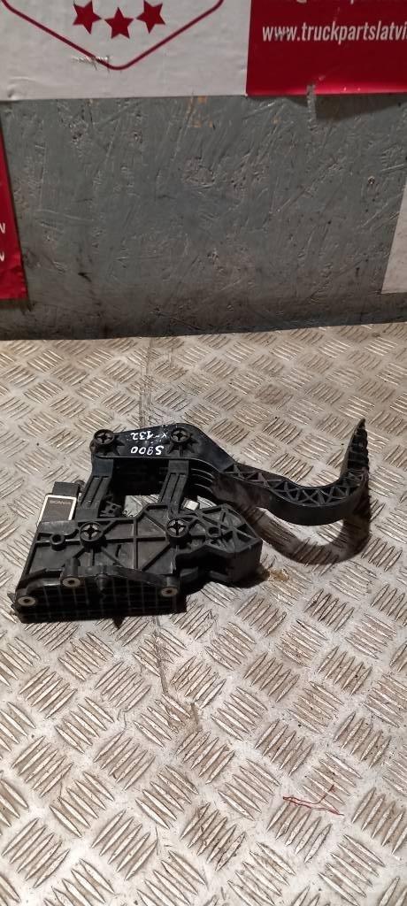Scania R 480    1753411 كابينة والداخلية