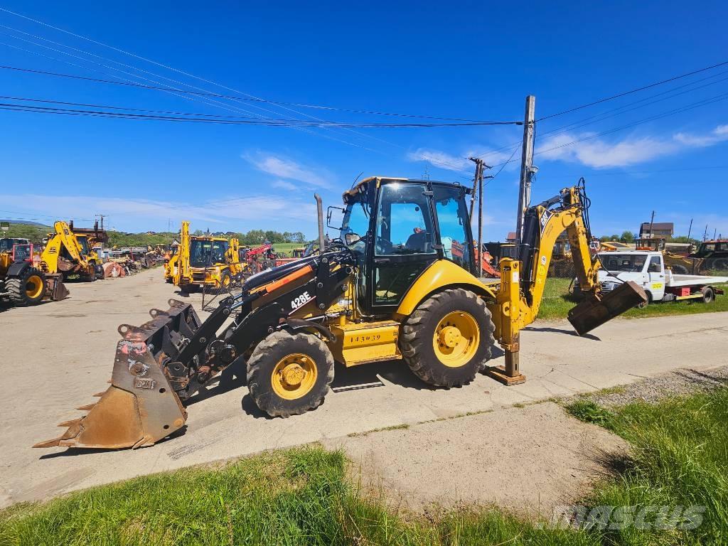 CAT 428 E لوادر ذات جرافات عكسية