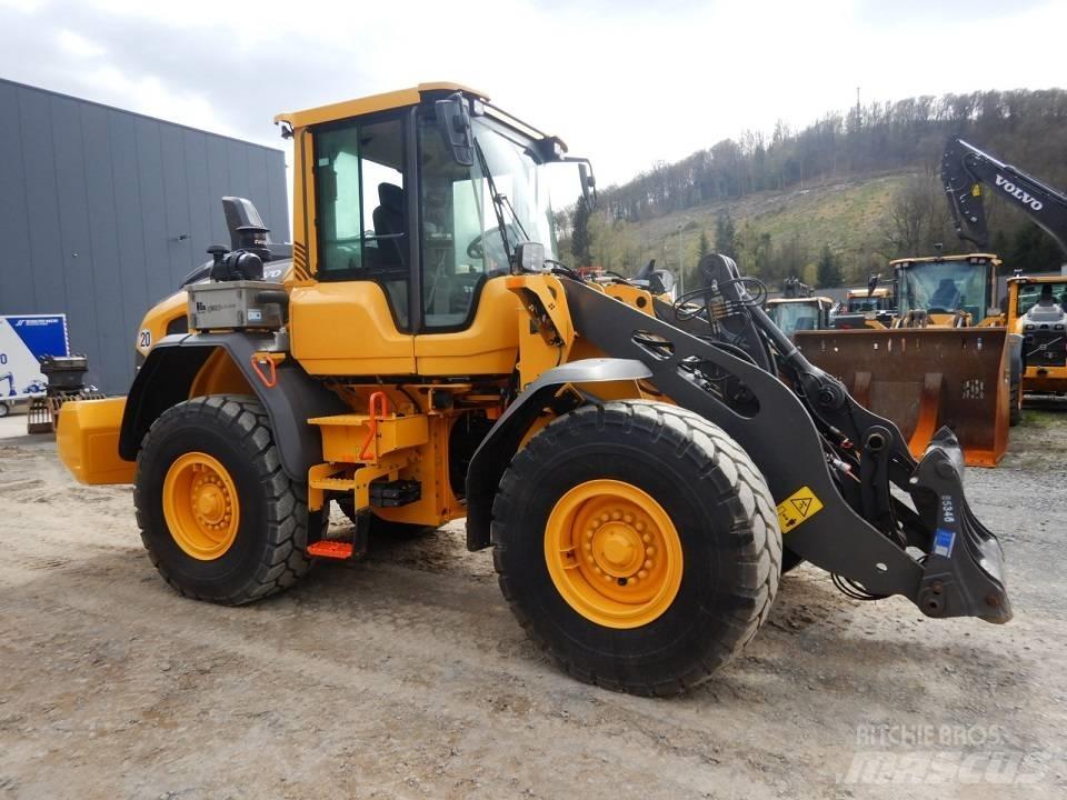Volvo L 70 H لوادر بعجل