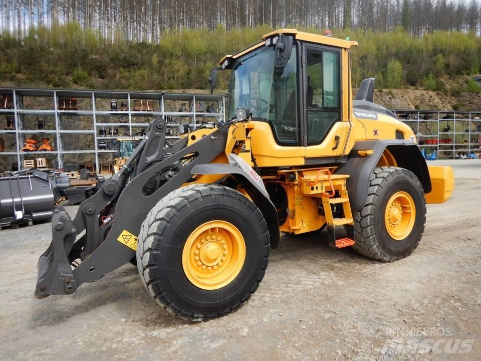 Volvo L 70 H لوادر بعجل