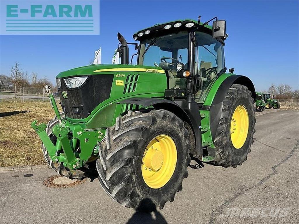 John Deere 6215r الجرارات