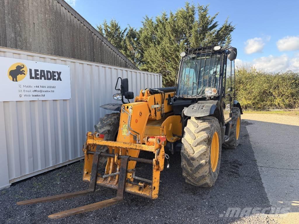 JCB 535-95 مناولات متداخلة