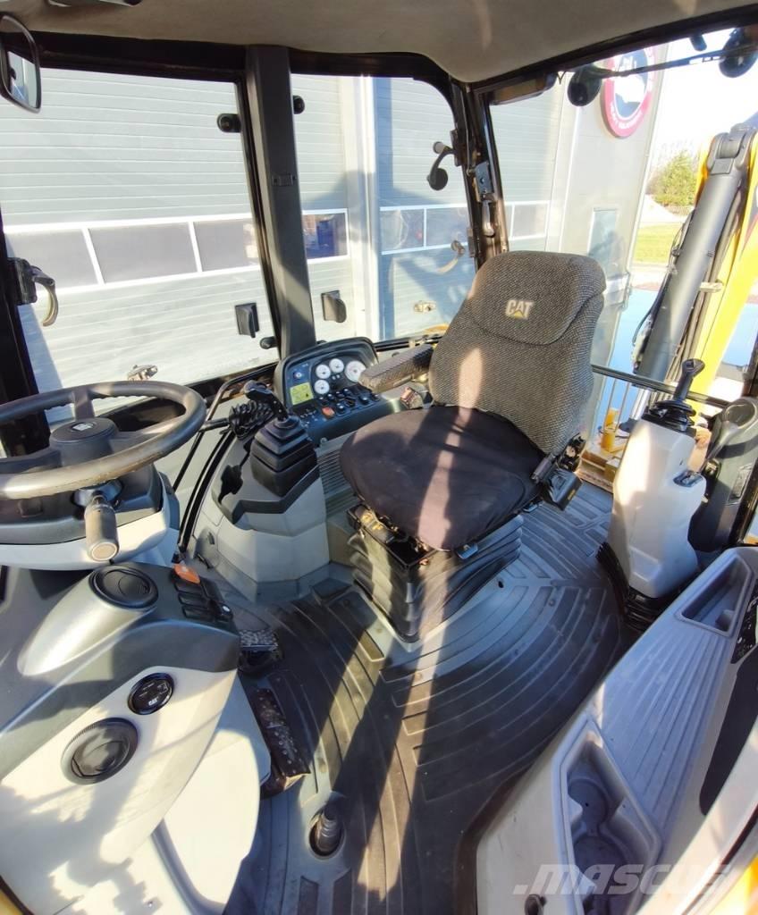 CAT 432 E لوادر ذات جرافات عكسية