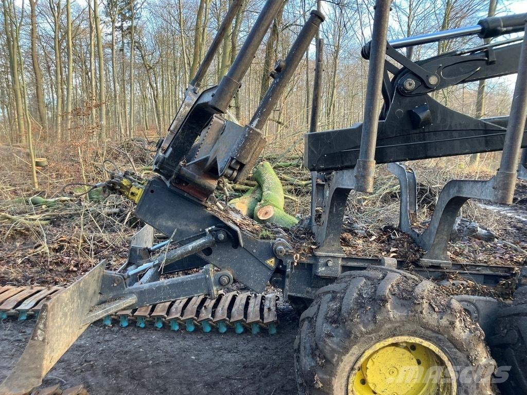John Deere 1210 G شاحنات