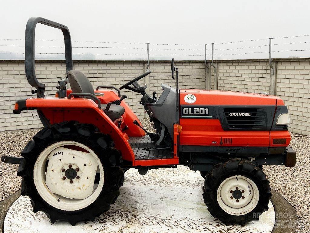 Kubota GL201 الجرارات