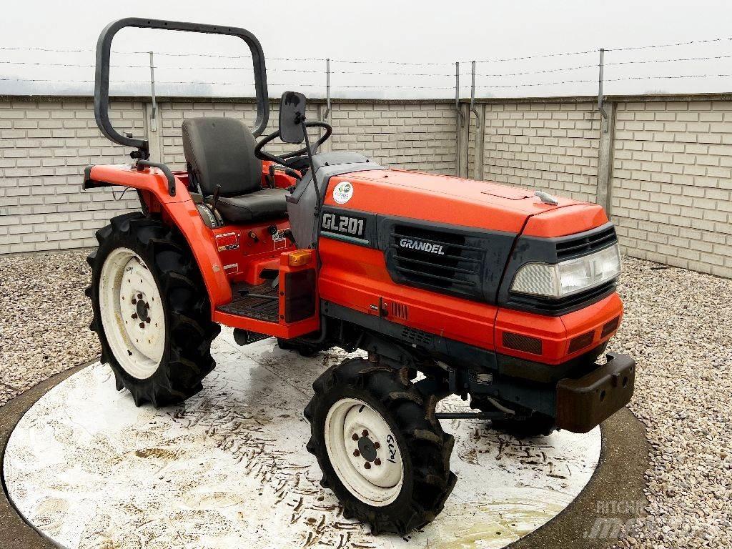 Kubota GL201 الجرارات