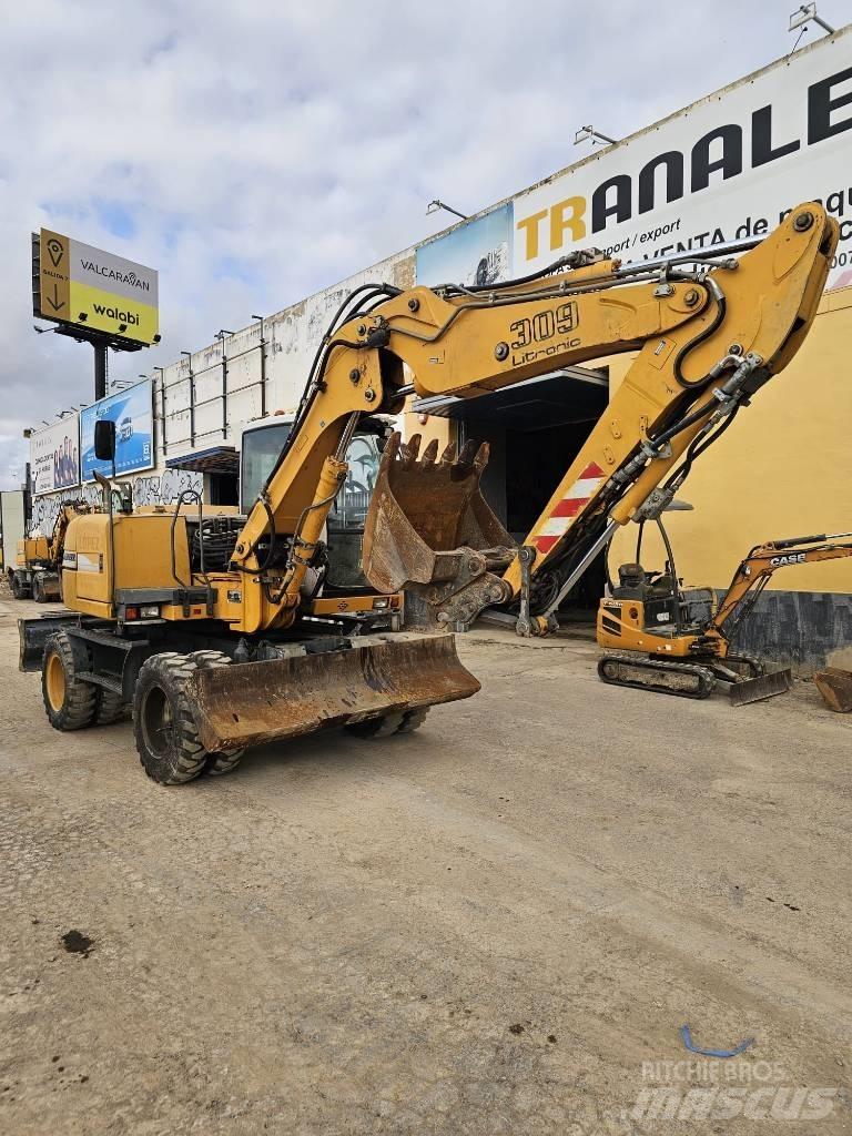 Liebherr A 309 حفارات بعجل