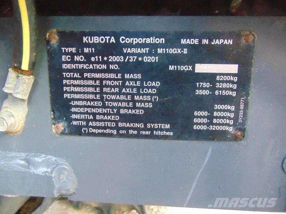 Kubota M 110 GX الجرارات