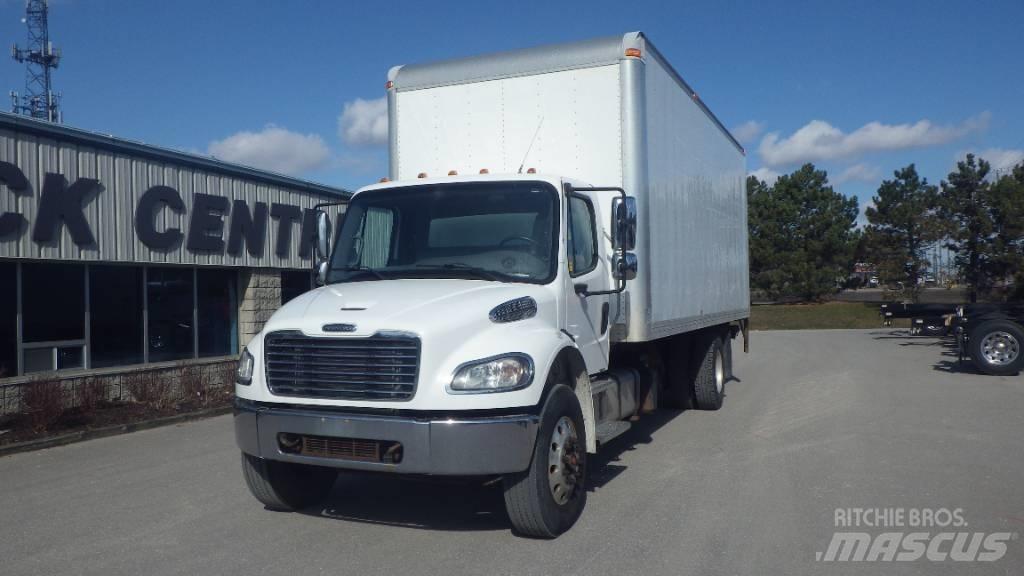 Freightliner M2 106 شاحنات ذات هيكل صندوقي