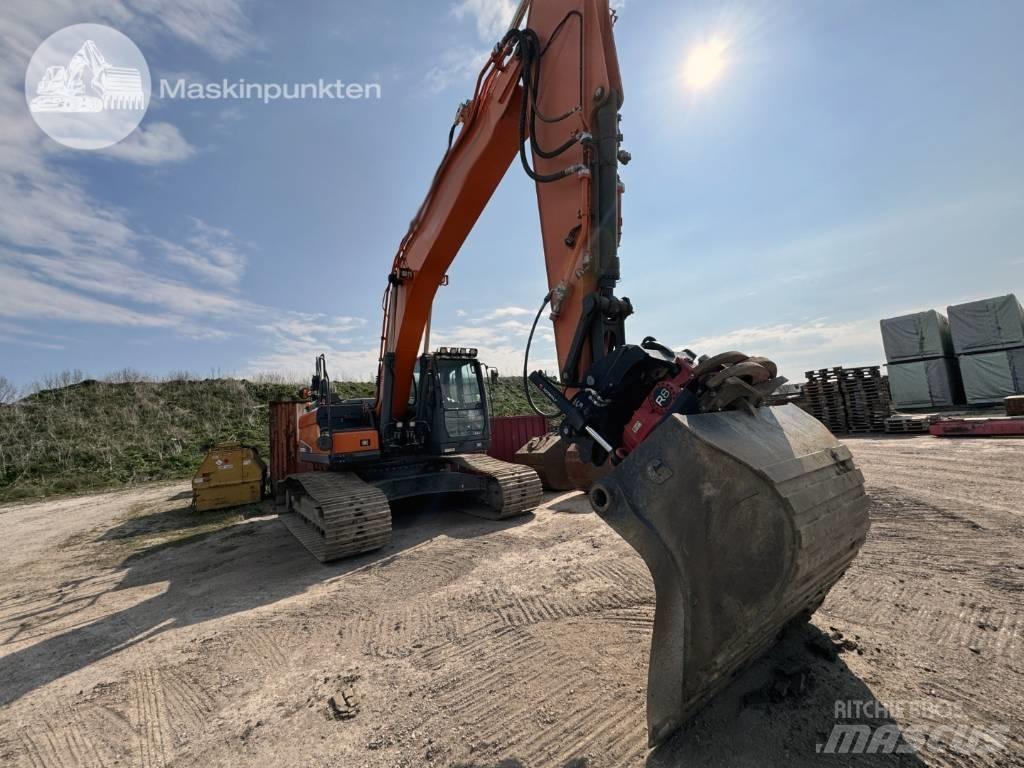 Doosan DX 255 LC-5 حفارات زحافة