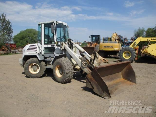 Liebherr L 509 لوادر بعجل