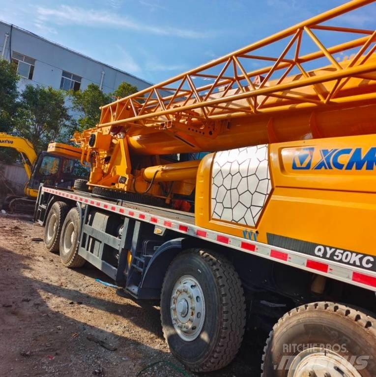 XCMG QY 50 K رافعات الطرق الوعرة