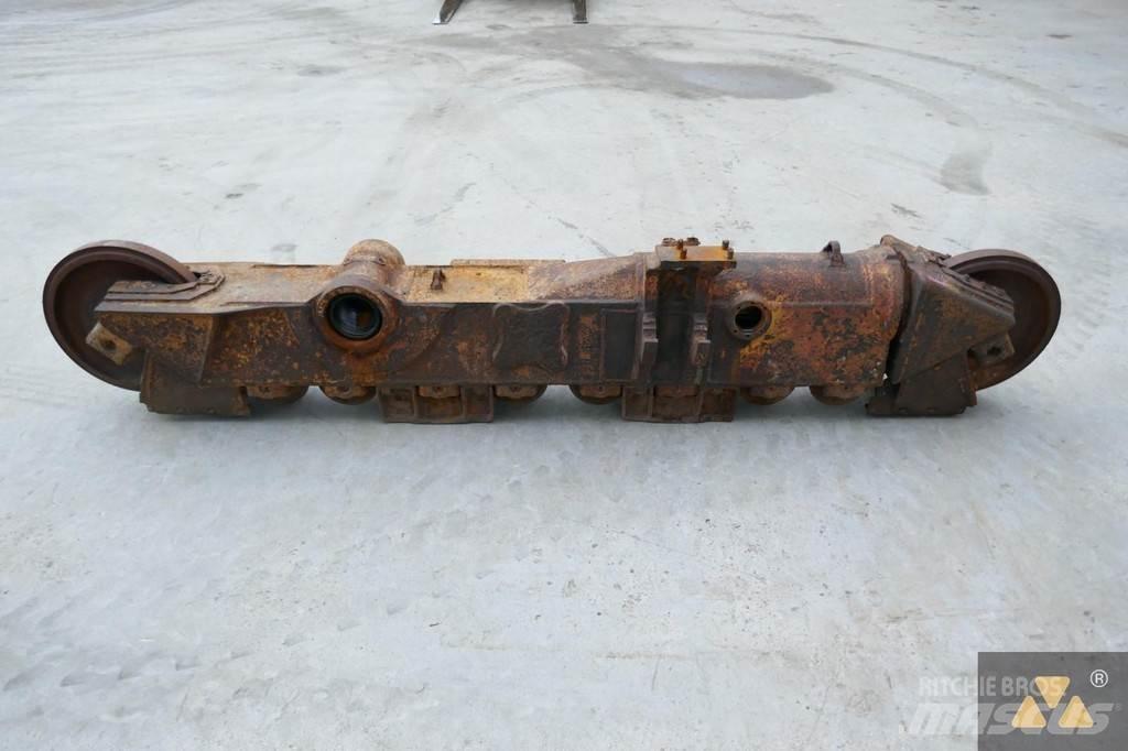 CAT 261-3082 الشاسيه والتعليق