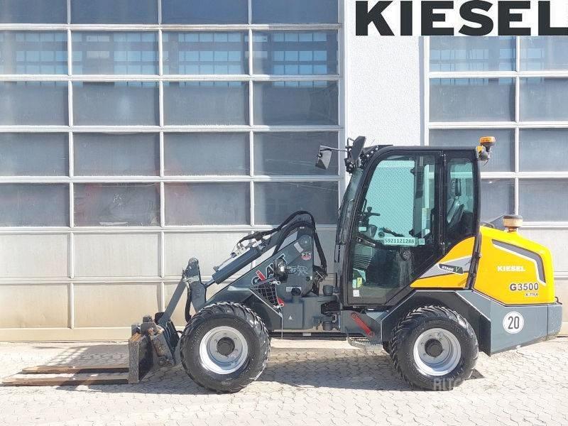 Giant G 3500 X-Tra لوادر انزلاقية التوجيه