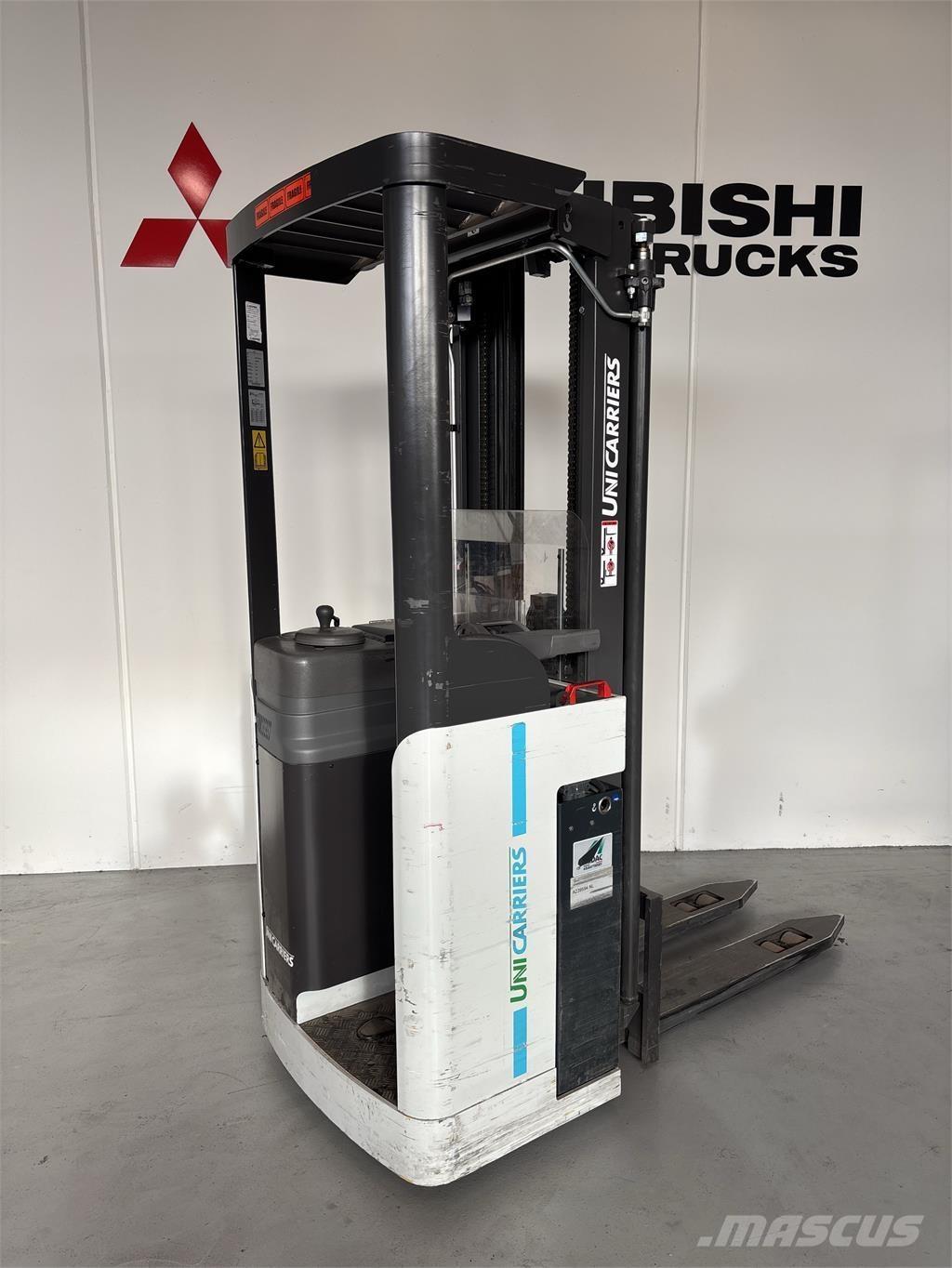 Atlet A160 شاحنات مناولة ذاتية الدفع