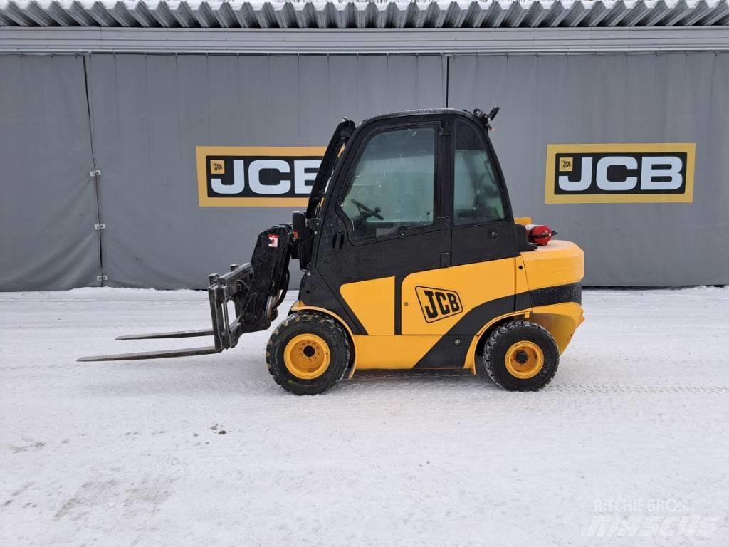 JCB TLT 30 D شاحنات الديزل