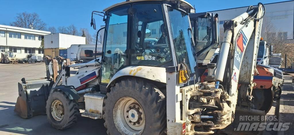 Komatsu WB 93 R-5 لوادر ذات جرافات عكسية