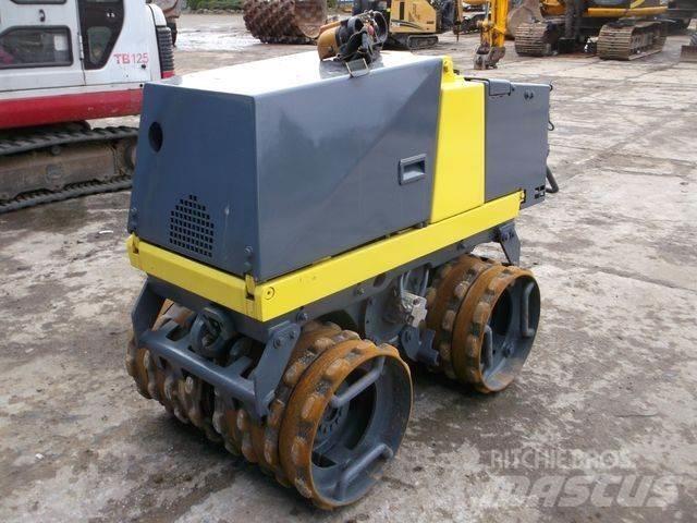 Bomag BMP 851 دكاكات أفقية