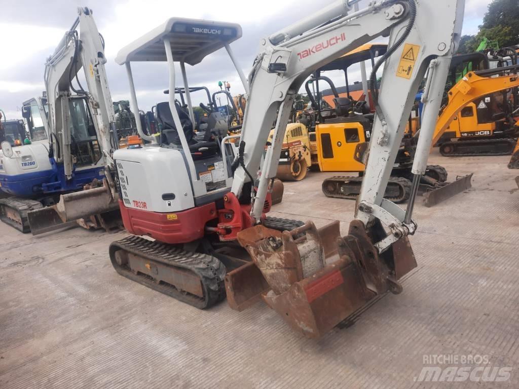 Takeuchi TB23R حفارات صغيرة أقل من 7 طن (حفارات صغيرة)