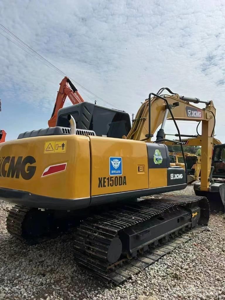 XCMG XE 150 D حفارات وسط 7 طن - 12 طن