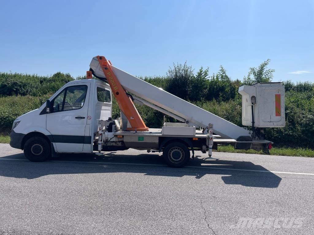 Palfinger P 220 B المنصات الهوائية المثبتة على شاحنة