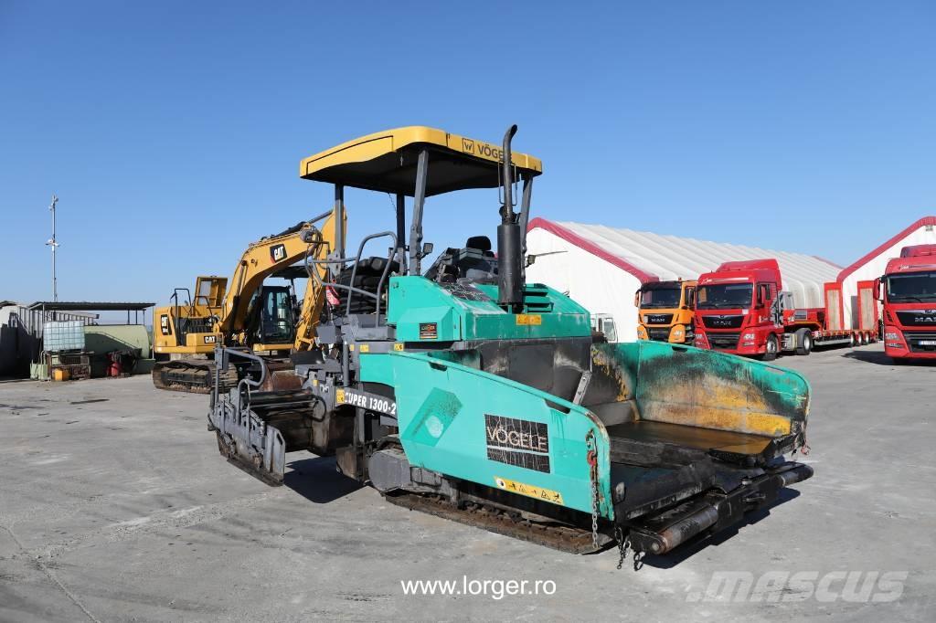 Vögele Super 1300-2 معدات السفلتة