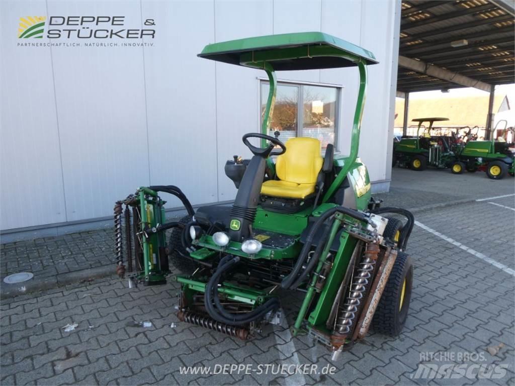 John Deere 8700 جزازات