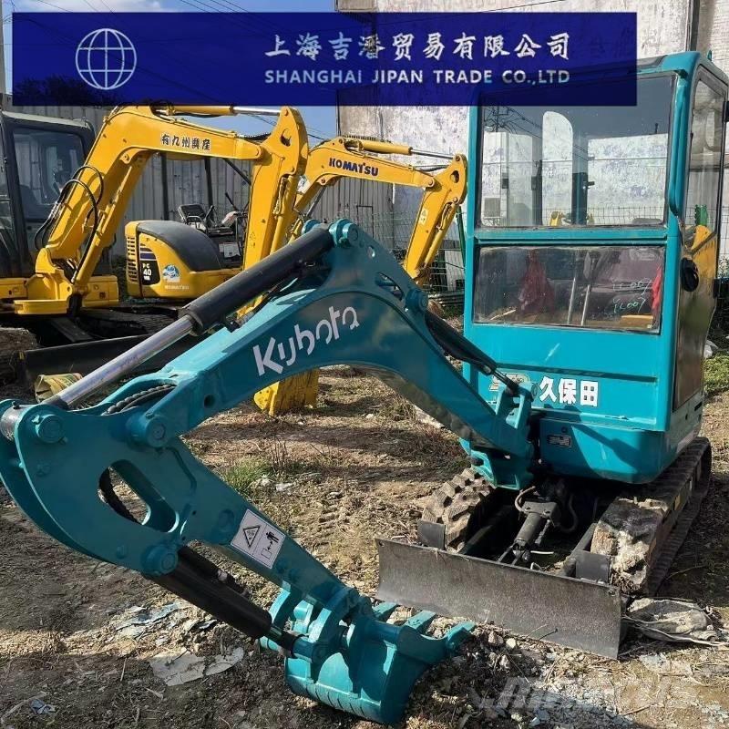 Kubota U 17 حفارات زحافة