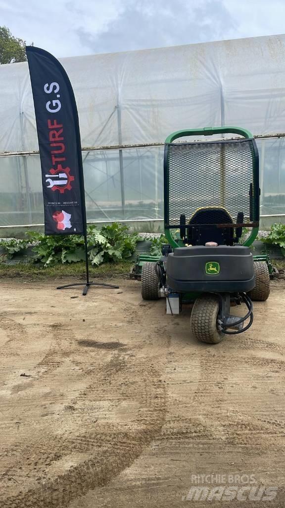 John Deere 2653 B ماكينات جز العشب