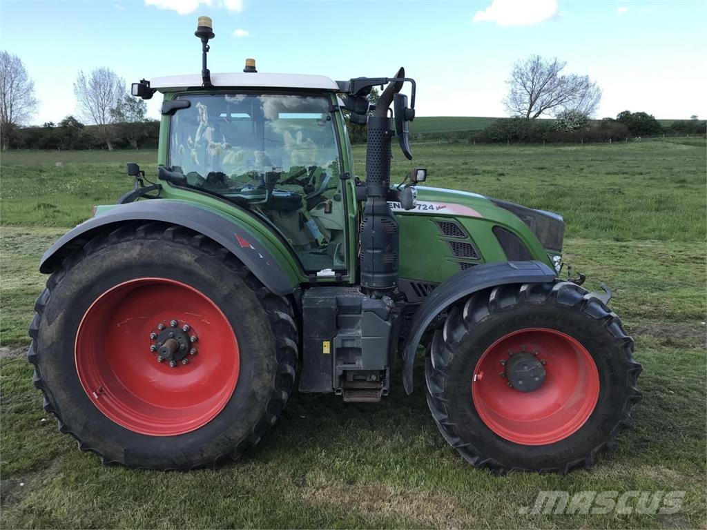 Fendt 724 Vario الجرارات