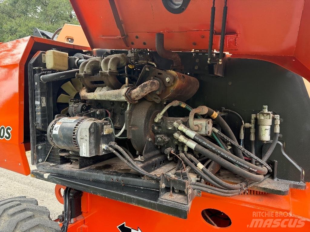 JLG 600 S رافعات سلة تلسكوبية