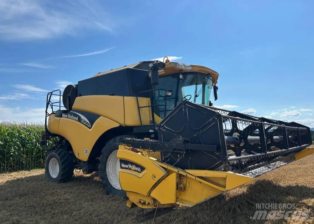 New Holland CR 960 حصادات