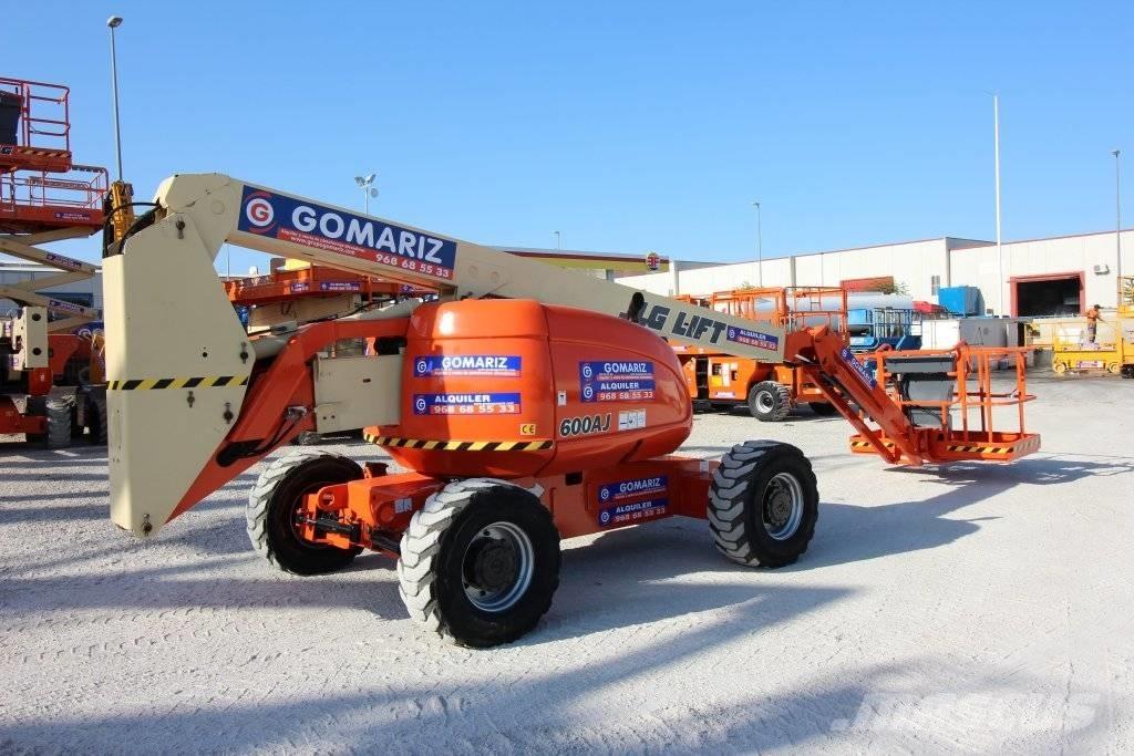 JLG 600 AJ رافعات سلة مفصلية